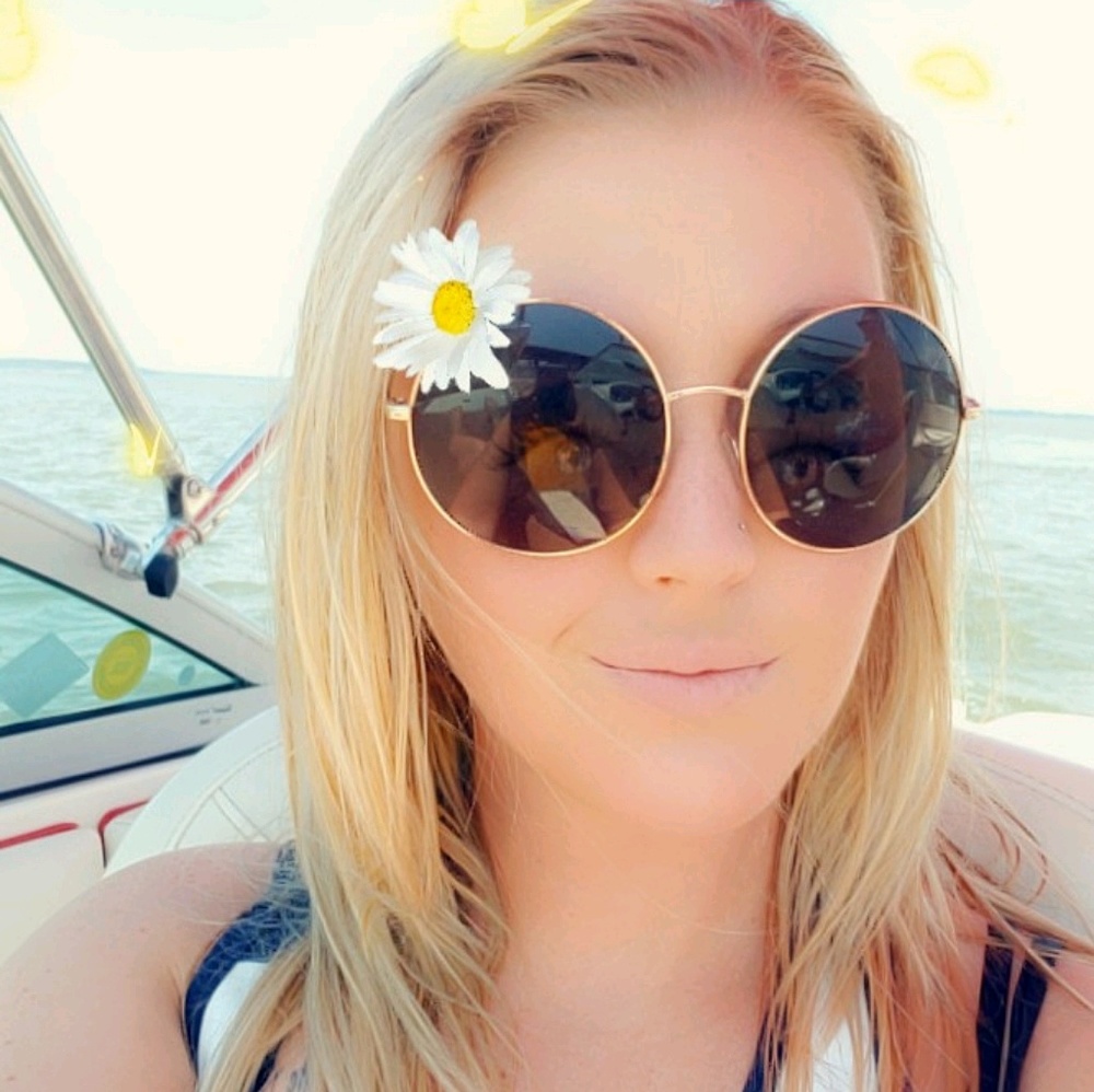 Meet your Posher, Brianna